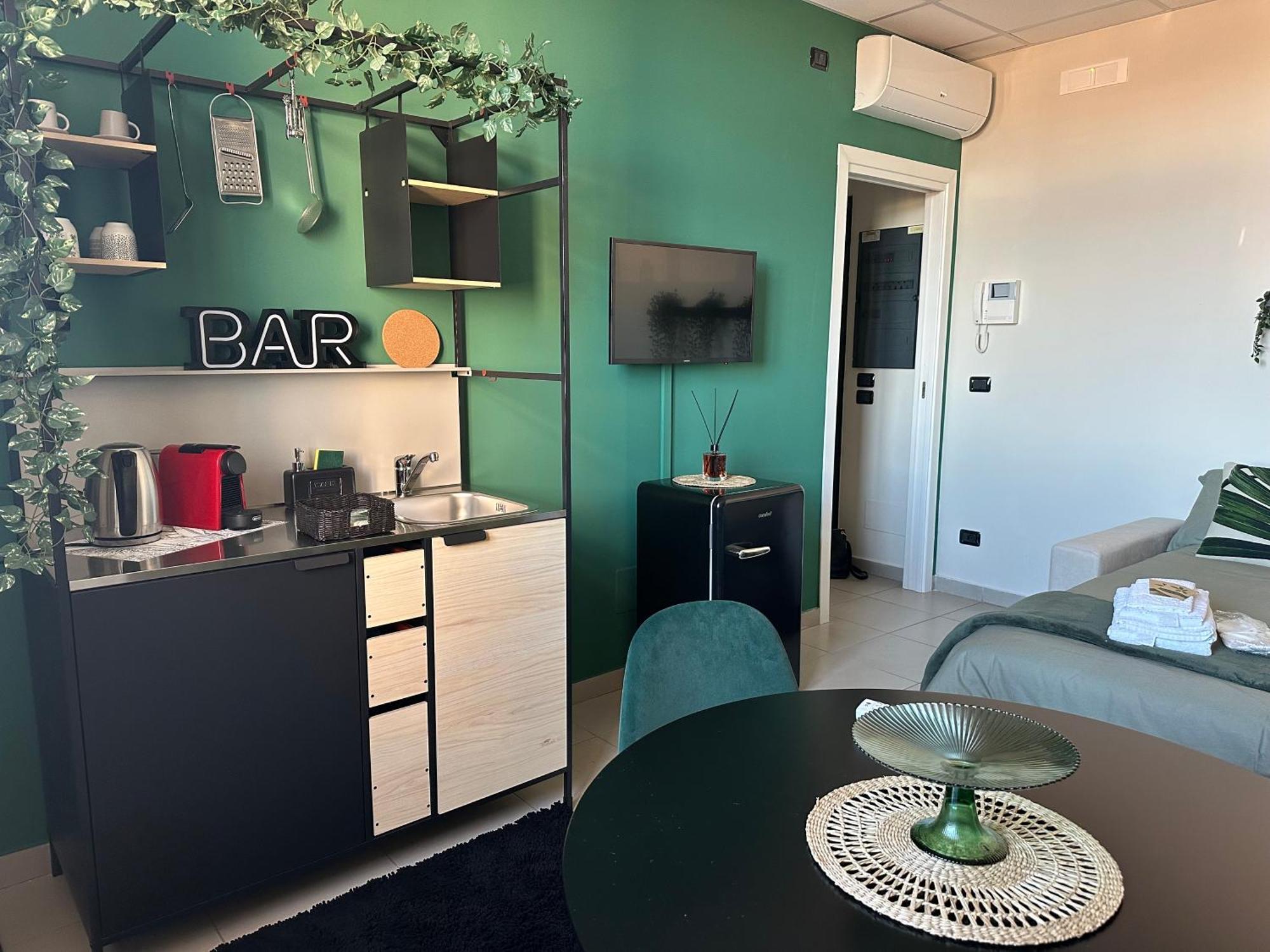 Jungalow Suite Bari Bagian luar foto